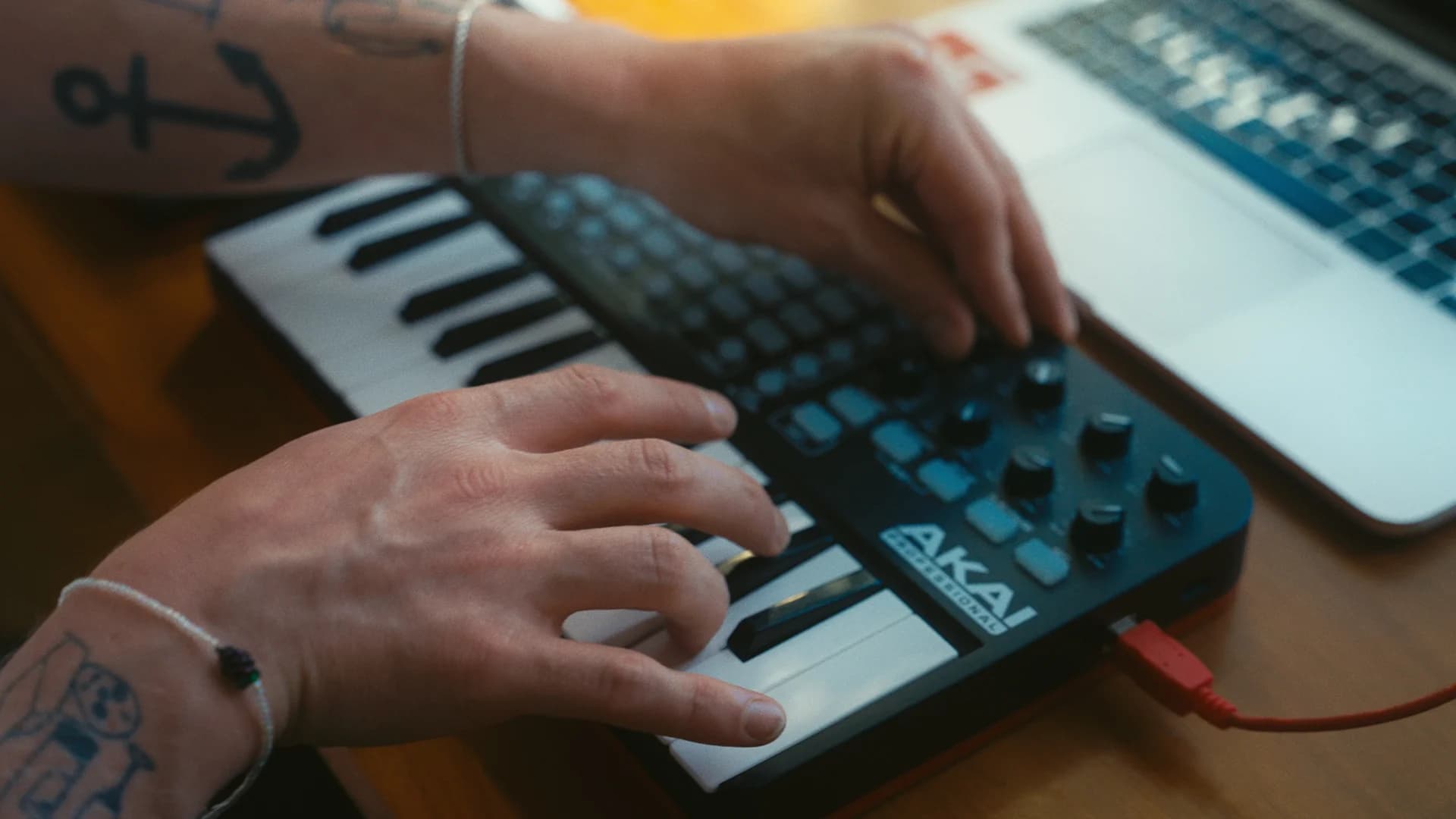 Mundbjerg Studio Stills 4